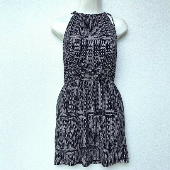 BCBGeneration Women's‎ Dress Size XS Black/White Sl - Picture 1 of 8